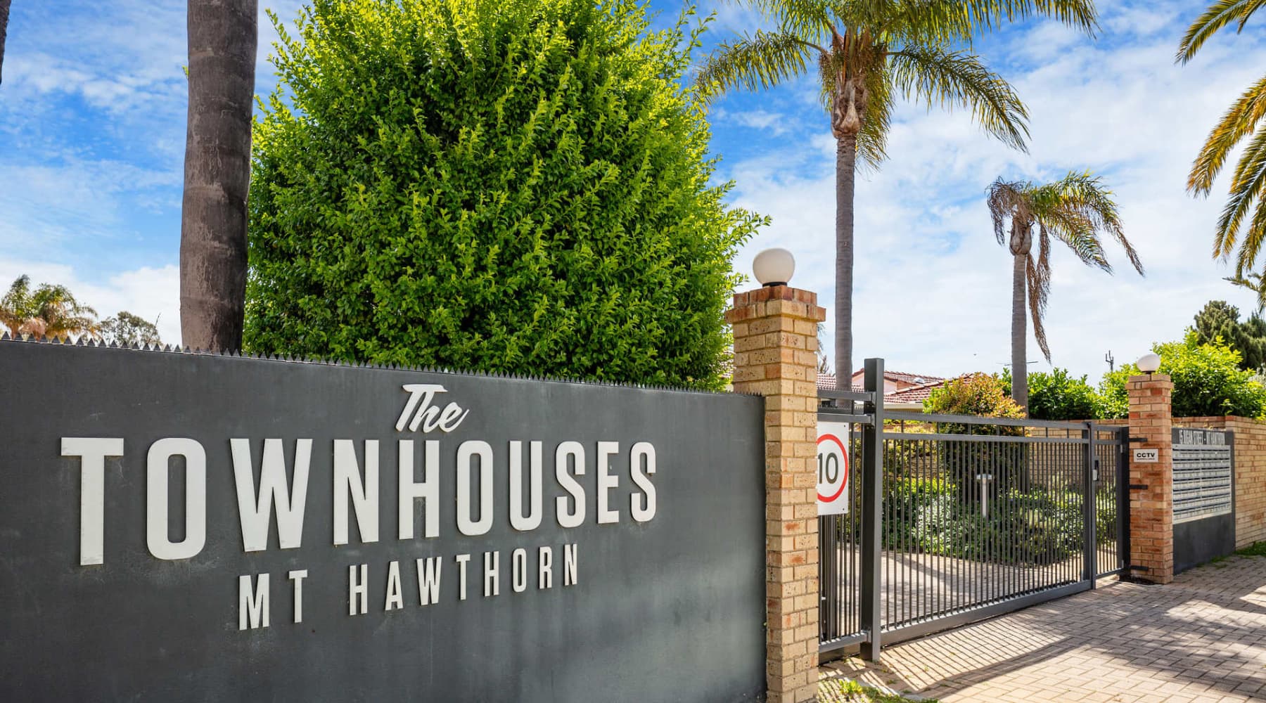 Street sign of the Townhouses in Mount Hawthorn, developed by Willing Property